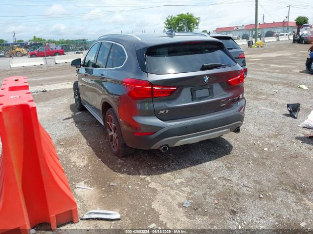 2018 BMW X1 WBXHU7C32J3H42508 Photo 2