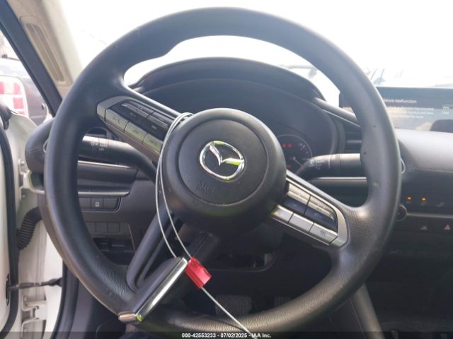 2021 MAZDA MAZDA3 JM1BPAAL6M1331801 Photo 10