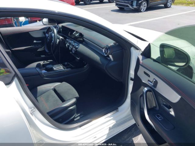 2021 MERCEDES-BENZ CLA 250 W1K5J4GBXMN183441 Photo 4