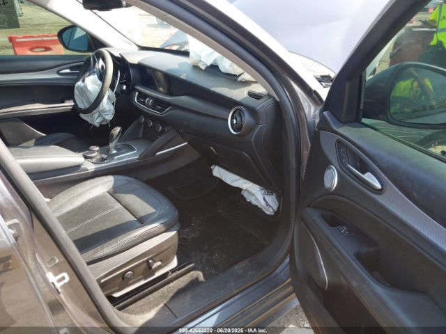 2018 ALFA ROMEO STELVIO ZASFAKPNXJ7B73738 Photo 4