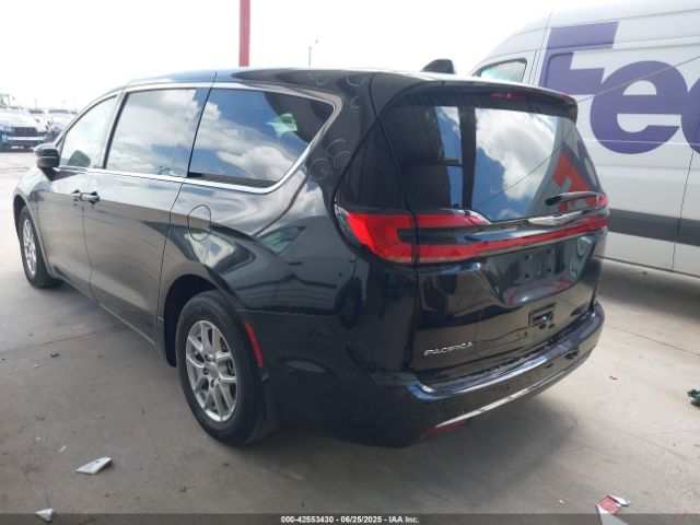 2023 CHRYSLER PACIFICA 2C4RC1BG1PR550628 Photo 2