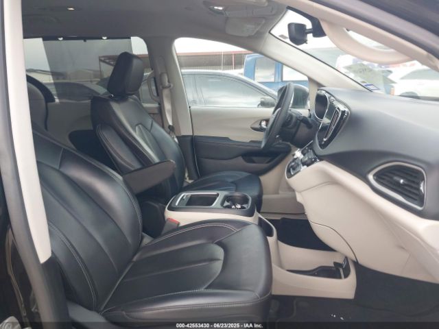 2023 CHRYSLER PACIFICA 2C4RC1BG1PR550628 Photo 4