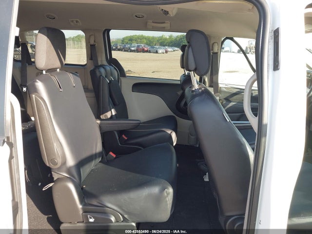 Dodge 2019 2019 2C4RDGBG2KR745291 Image 8