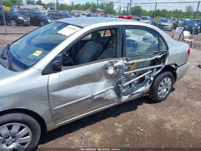 2004 TOYOTA COROLLA JTDBR32E342046344 Photo 5