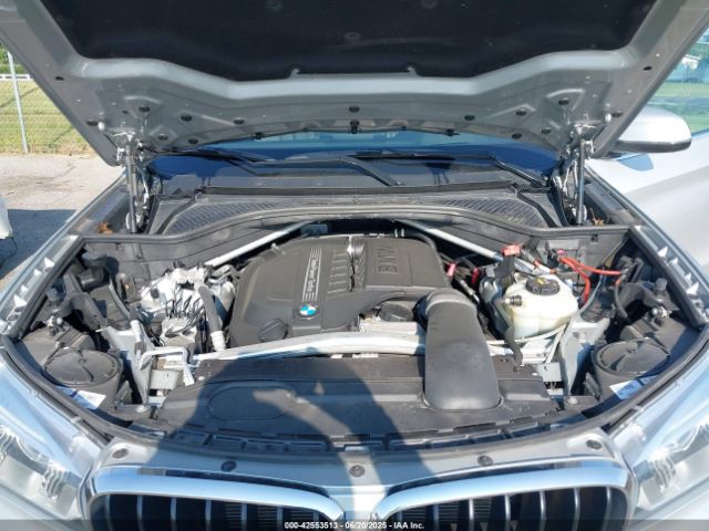 2016 BMW X5 5UXKR0C57G0S94429 Photo 9