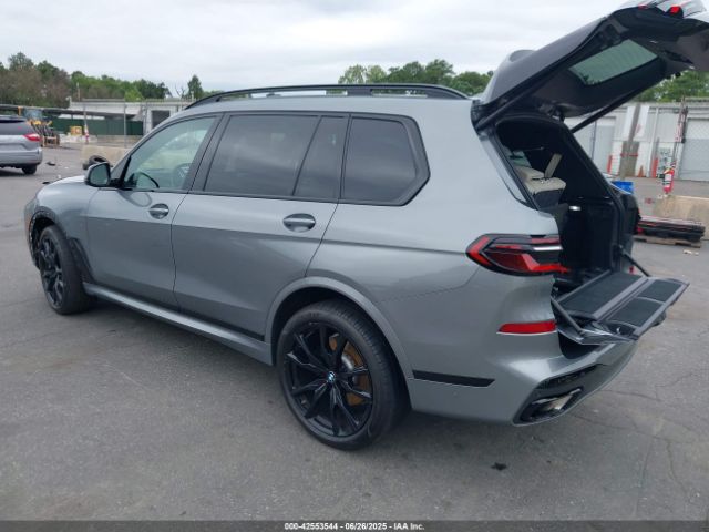 2023 BMW X7 5UX23EM05P9P42941 Photo 2