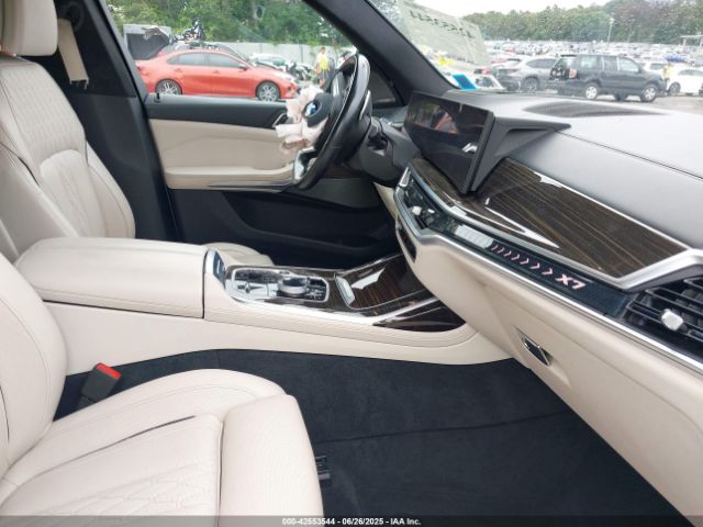 2023 BMW X7 5UX23EM05P9P42941 Photo 4