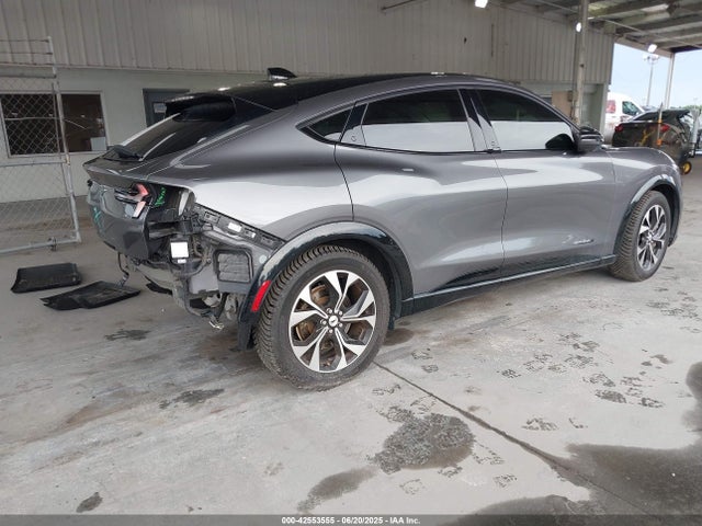 Ford Mustang Mach-E 2021 3FMTK3R72MMA28650 Image 4