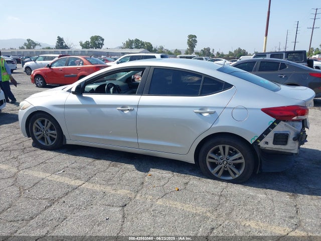 5NPD84LF4JH329676 Hyundai mpi nu
