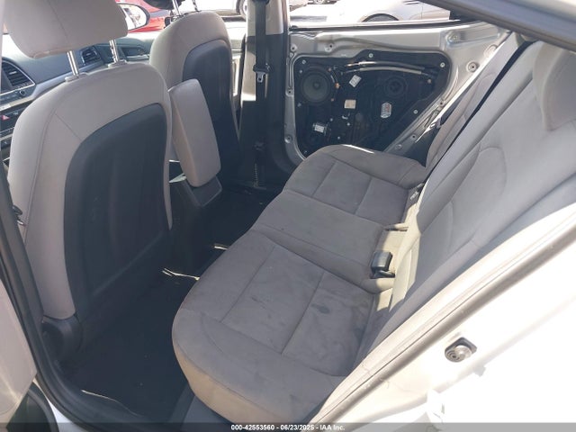5NPD84LF4JH329676 Hyundai mpi nu