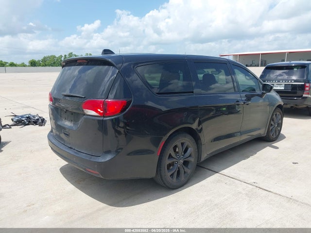 2C4RC1FG7JR187236 Chrysler 2018