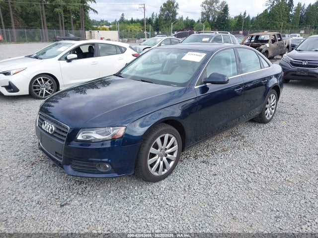 2011 AUDI A4 WAUFFAFL0BN052070 Photo 1