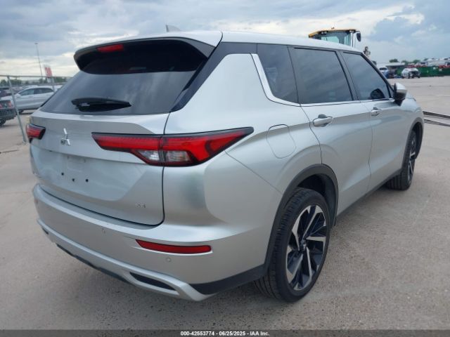 2023 MITSUBISHI OUTLANDER JA4J3UA89PZ014468 Photo 3