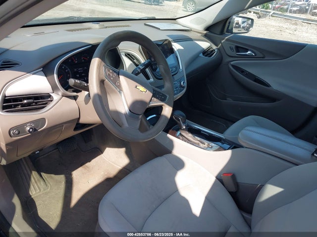 Chevrolet lfv 2023 1G1ZD5ST1PF128344 Image 12