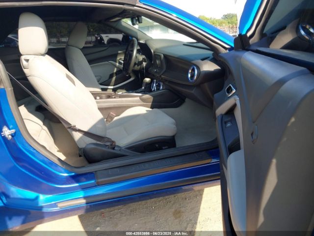 2018 CHEVROLET CAMARO 1G1FB3DX0J0113552 Photo 4