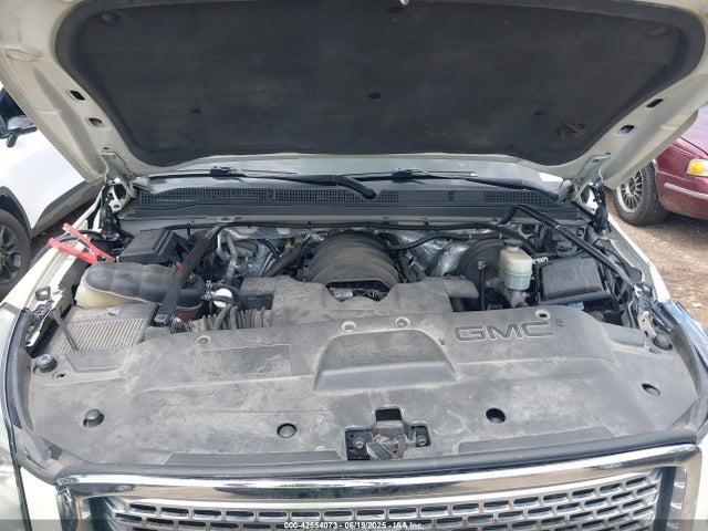 42554073 :رقم المزاد ، 1GKS2CKJ0FR592342 vin ، 2015 Gmc Yukon Denali مزاد بيع