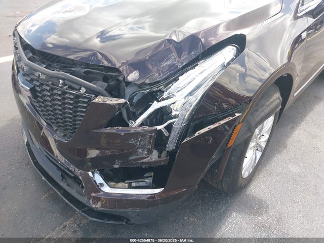 2021 CADILLAC XT5 1GYKNAR4XMZ118140 Photo 5