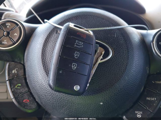 KNDJN2A29G7309615 KIA gdi gamma