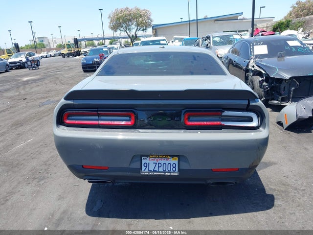 2C3CDZBT5PH695583 Dodge Challenger