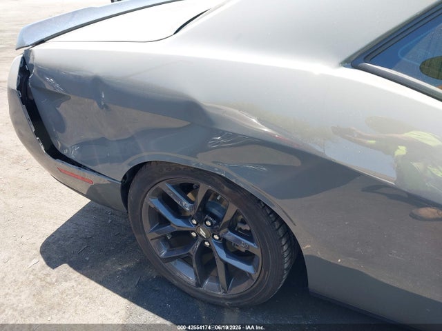 2C3CDZBT5PH695583 Dodge Challenger