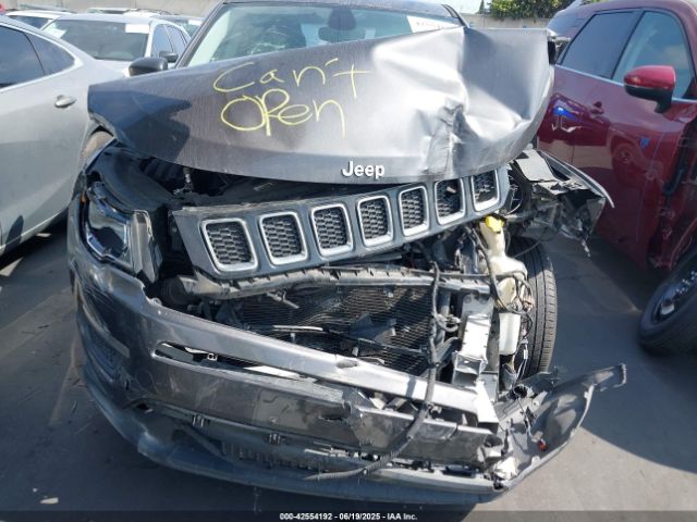 2019 JEEP COMPASS 3C4NJCAB2KT614851 Photo 5