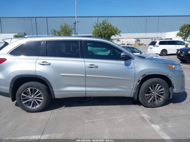 5TDJGRFH8JS040942 Toyota 2gr-fxs, 4jm+2fm