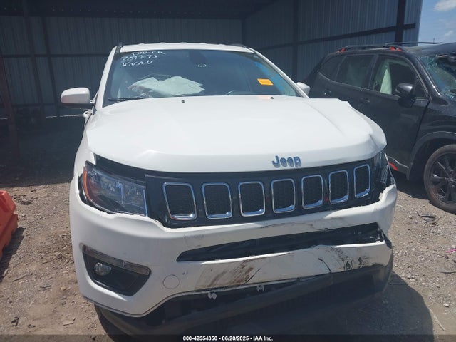 3C4NJDBB0MT600115 Jeep 2021