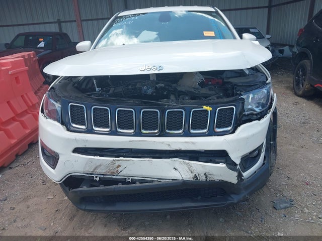 3C4NJDBB0MT600115 Jeep 2021