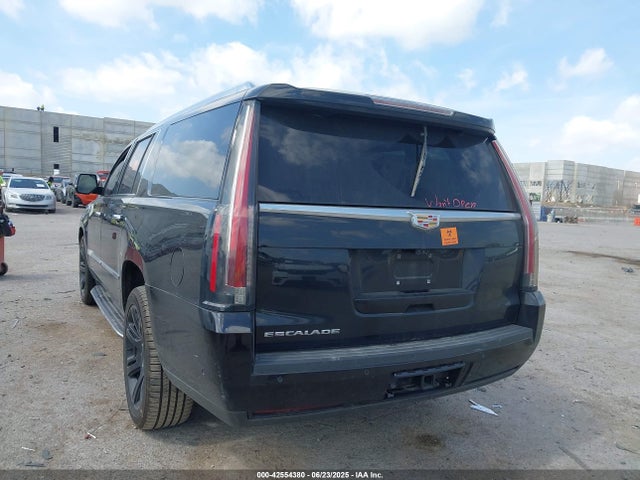 2020 CADILLAC ESCALADE ESV 1GYS4HKJ5LR180491 Photo 2