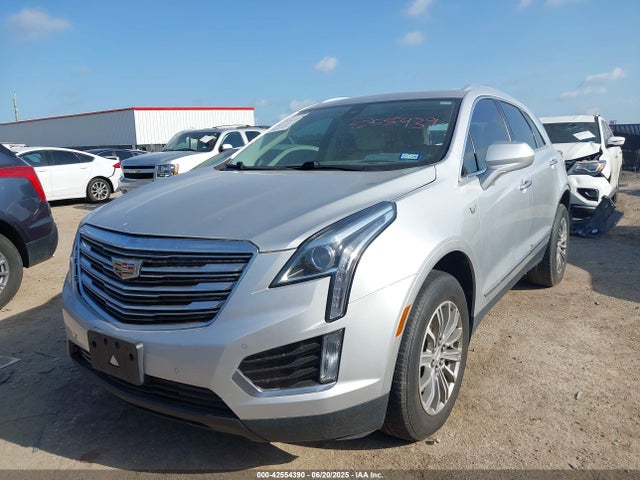 2018 CADILLAC XT5 1GYKNCRS8JZ170856 Photo 1