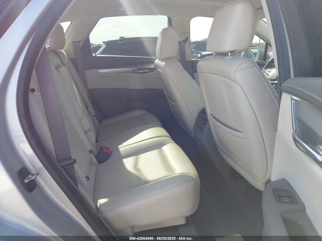 2018 CADILLAC XT5 1GYKNCRS8JZ170856 Photo 7