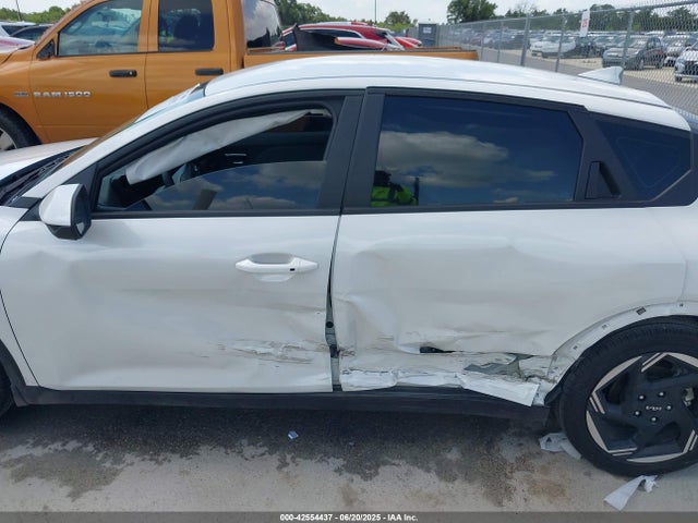 KIA 2025 2025 3KPFU4DE6SE072195 Image 14