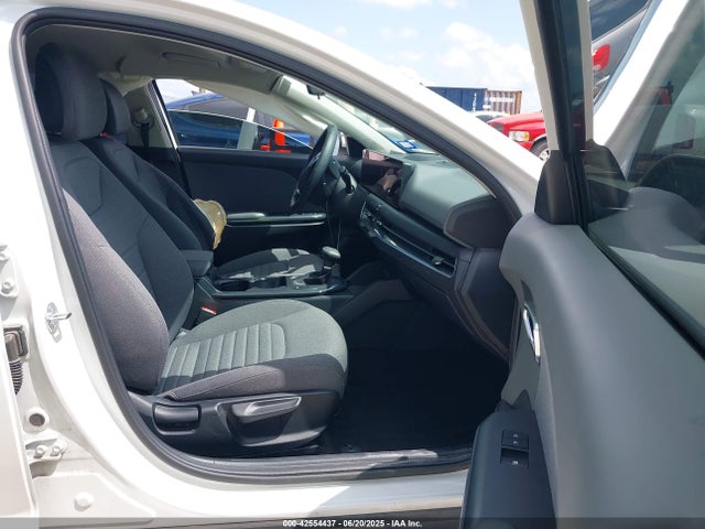 KIA 2025 2025 3KPFU4DE6SE072195 Image 5