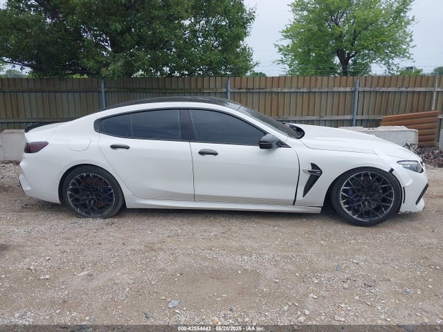 WBSGV0C02MCF33723 BMW M8