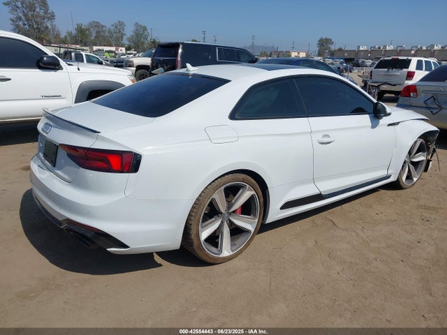 Audi RS 5 2018 WUAPWAF50JA904564 Image 4