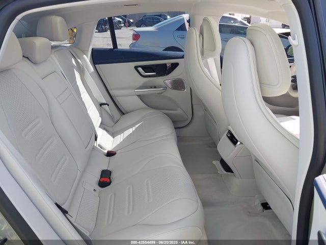 Mercedes-Benz ed 2023 W1KEG5DB9PF013790 Image 8