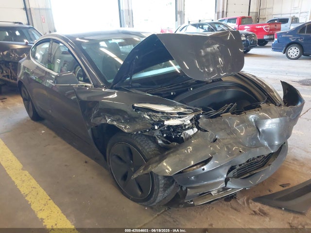 2018 TESLA MODEL 3 5YJ3E1EBXJF119563 Photo 0