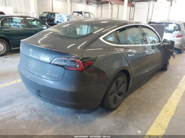 2018 TESLA MODEL 3 5YJ3E1EBXJF119563 Photo 3