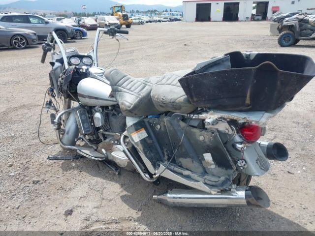 2006 HARLEY-DAVIDSON FLTRI 1HD1FSW3X6Y656375 Photo 2