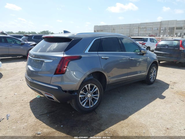 2021 CADILLAC XT5 1GYKNCR46MZ174474 Photo 3