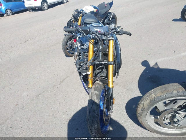 JS1C533D7P7100350 Suzuki R749