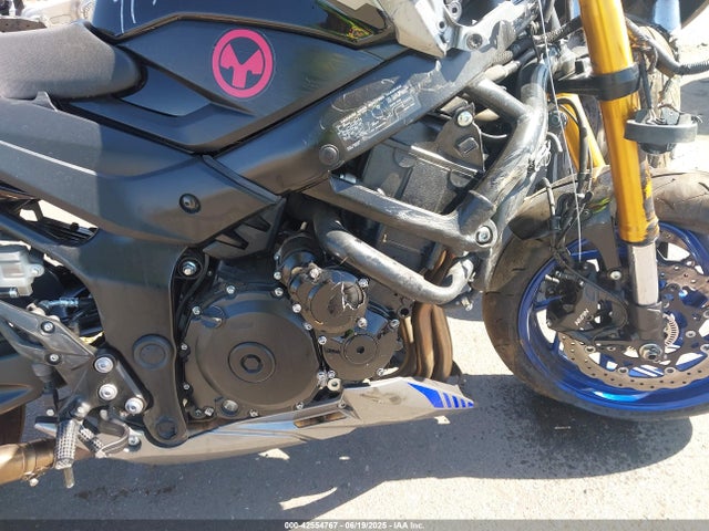 JS1C533D7P7100350 Suzuki R749