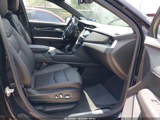 1GYKNCRS9SZ120663 Cadillac lgx