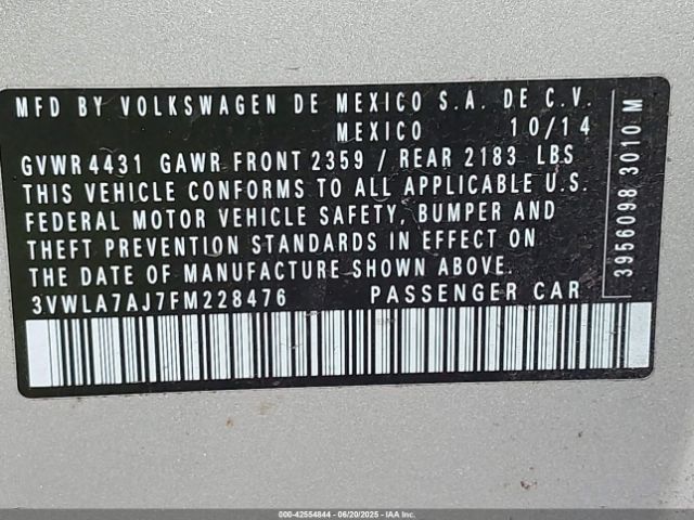 3VWLA7AJ7FM228476 Volkswagen 2015