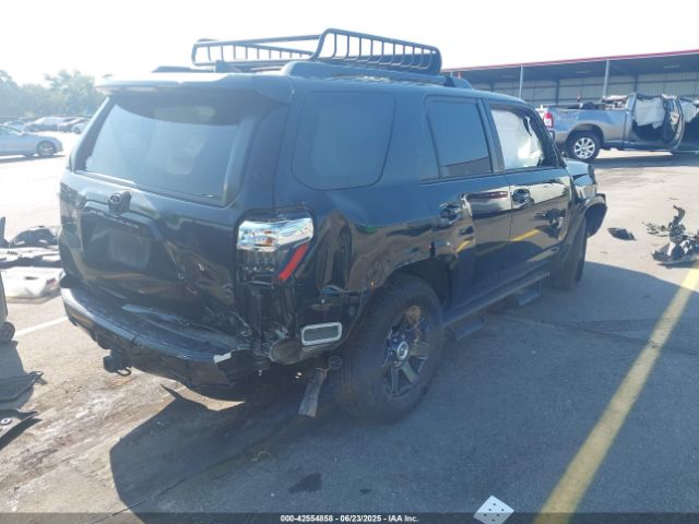 2021 TOYOTA 4RUNNER JTEZU5JR5M5239599 Photo 3