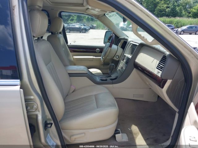 2004 LINCOLN AVIATOR 5LMEU88H94ZJ49682 Photo 4