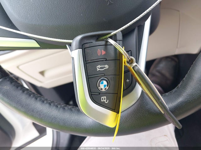 WBXYH9C05M5S27207 BMW 2021