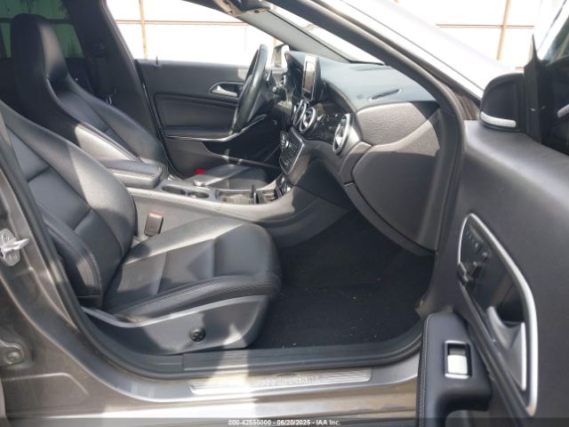 2015 MERCEDES-BENZ CLA 250 WDDSJ4EB1FN187581 Photo 4