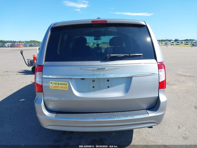 2C4RC1BG8GR290521 Chrysler Town and Country