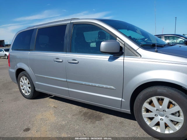 2C4RC1BG8GR290521 Chrysler Town and Country